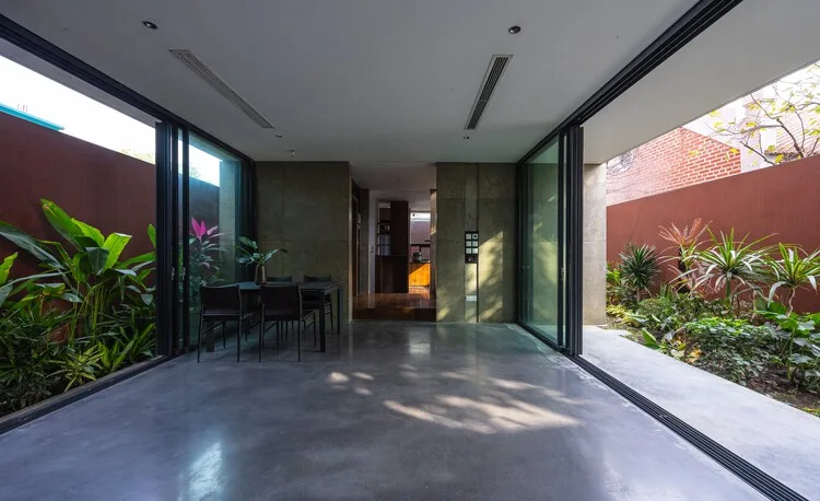 NB01 House