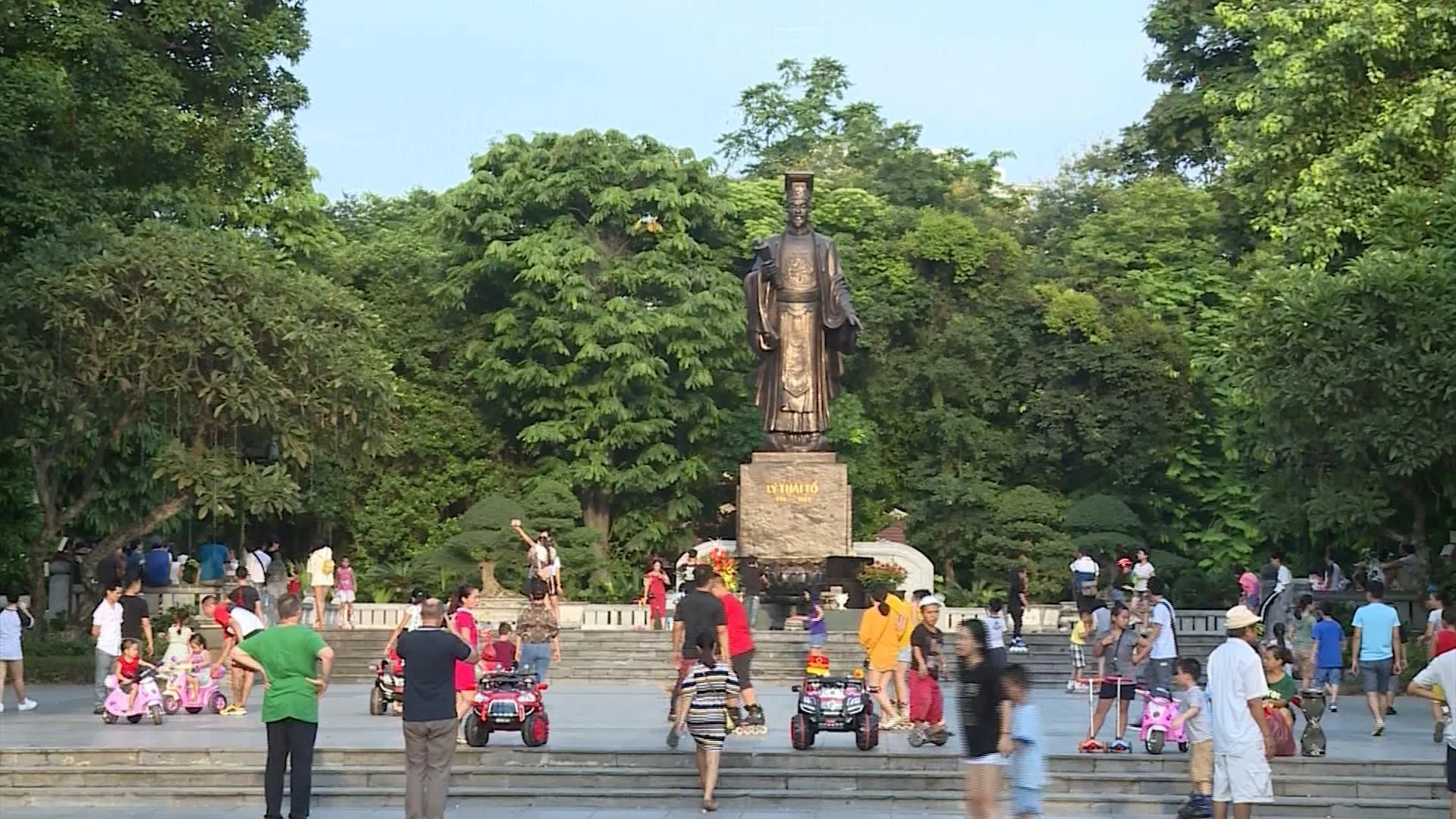 Một số suy nghĩ chuyên môn về đồ án quy hoạch khu vực Hồ Gươm và phụ cận