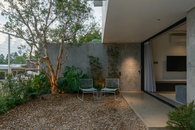 Lily Block Residence Lily Block Residence