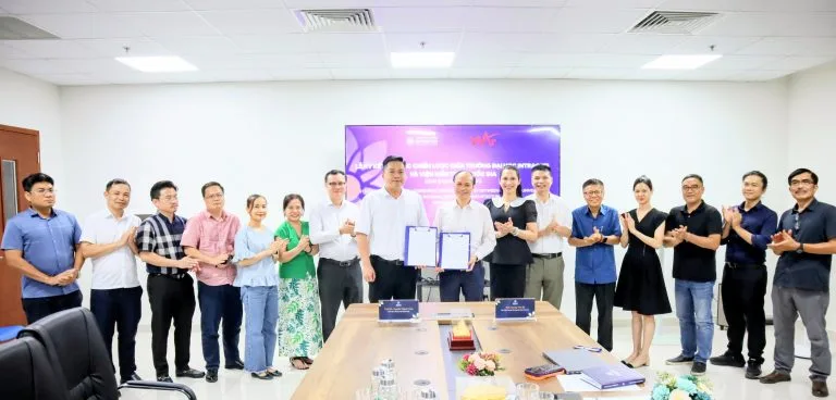 Viện Kiến trúc Quốc gia ký kết hợp tác với Trường Đại học INTRACOM
