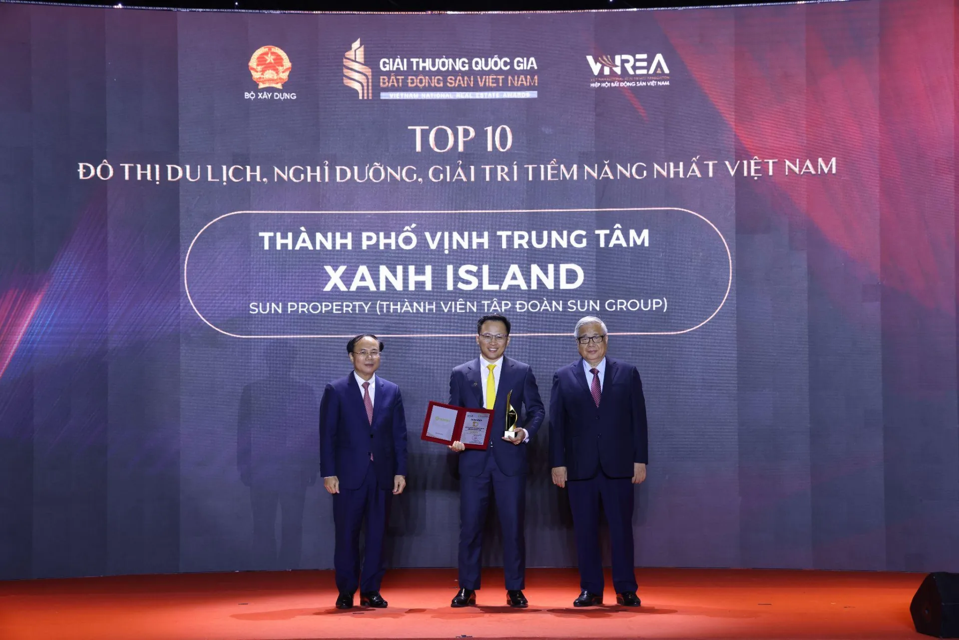 So sánh tư duy kiến trúc cảnh quan truyền thống Việt Nam và phương Tây