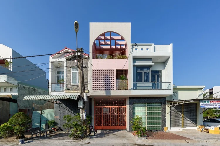 Tomi House Tomi House
